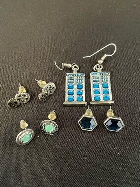 BBC Dr. Who Blue Enamel Police Box Dangle Earrings with Mixed Studs